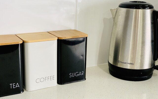 WHITSUNDAY Spacious & Comfortable, Moments from Picturesque Boardwalk