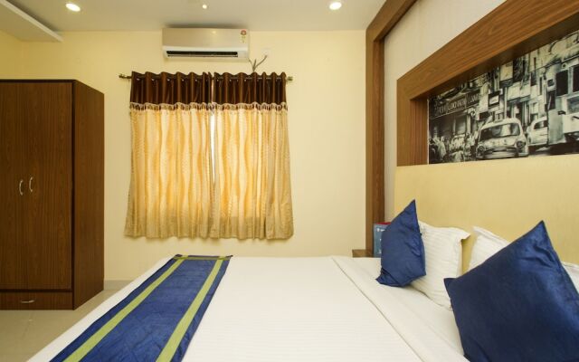 OYO 460 Hotel Ivory Residency