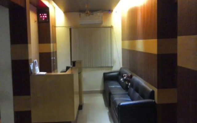 Palmshore Residency