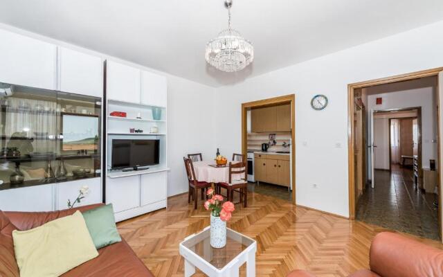Apartment Promona Drniš