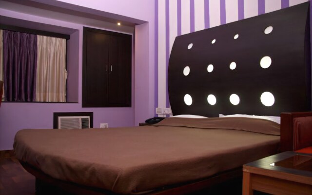 Hotel Trimoorti