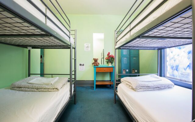 ITH San Diego Adventure Hostel