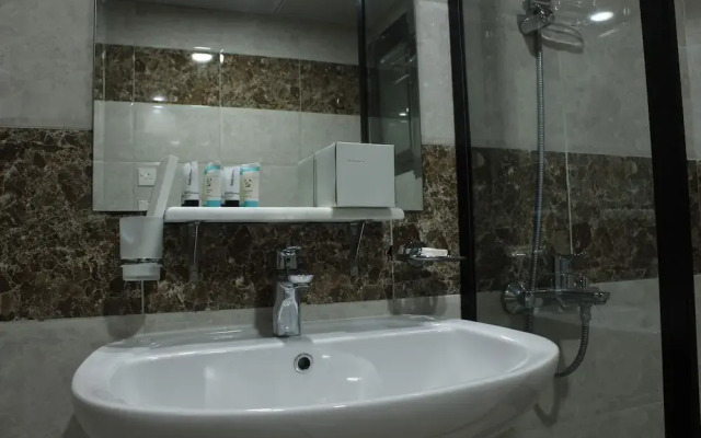 Abraj Almarzam Hotel