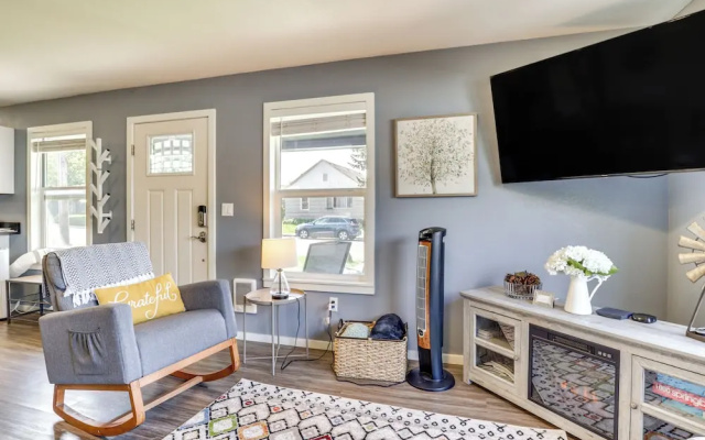 Charming Mcminnville Home - Walk to Wineries!