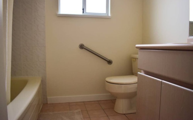 Spacious 4 Bedroom Home on Graveley Street