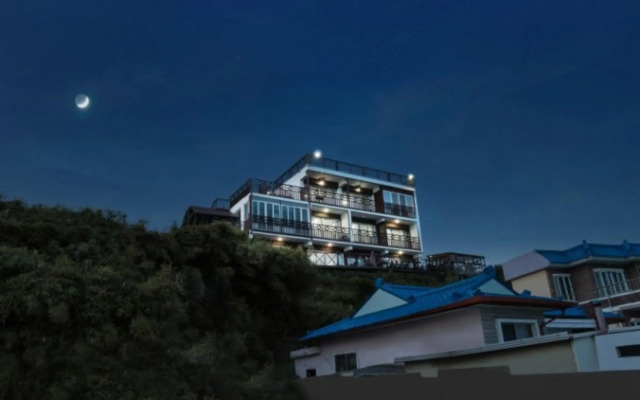 Pohang Badasarang Pension