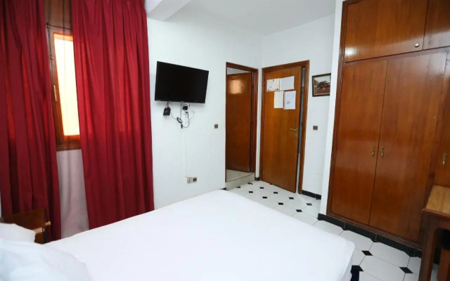 Raiss Hotel