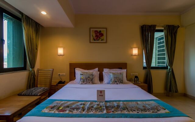 OYO 1152 Hotel Sun INN