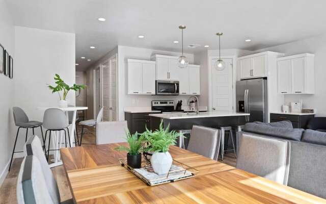 Desert Repose by RedAwning