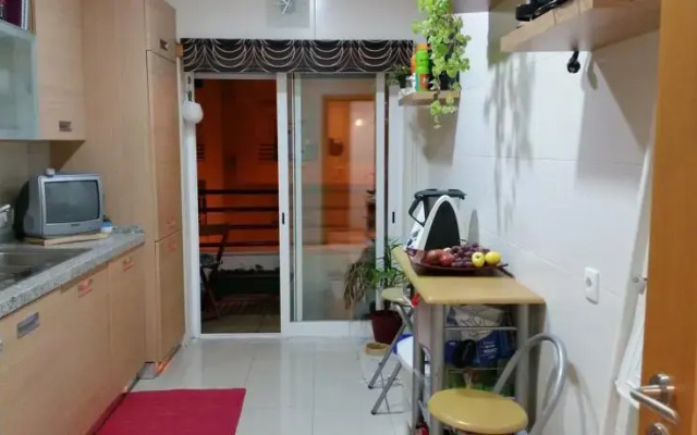 Quarto na zona da Caparica