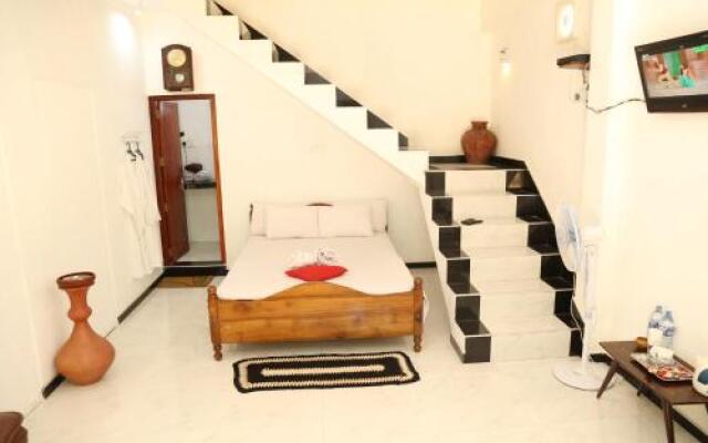 Manula Residence