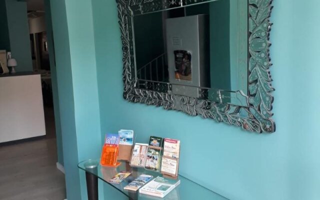 Praia dos Amores Hostel