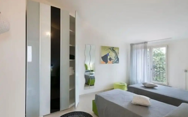 Spacious Villa With Pool
