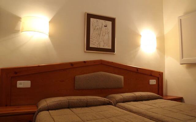 Apartamentos Aromar