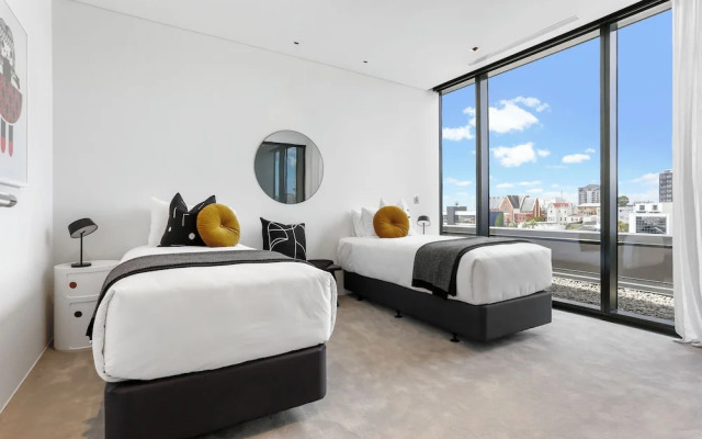 France Street Apartments by Urban Rest