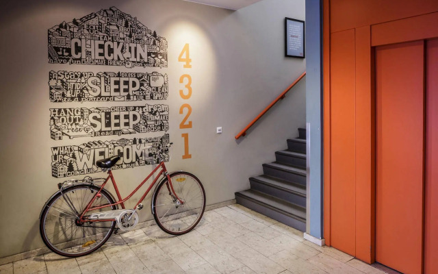 Loft HI Hostel