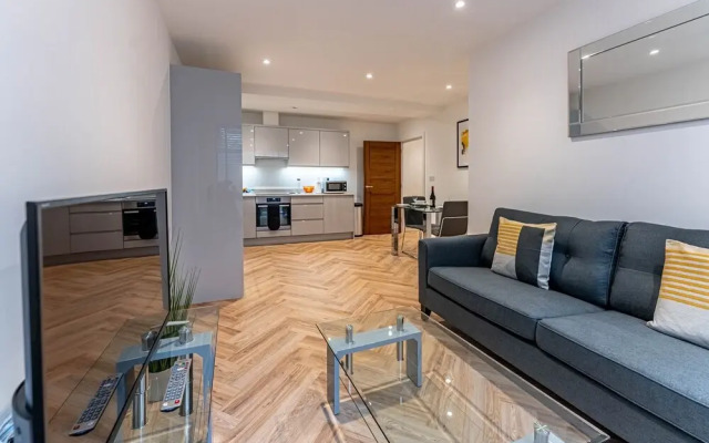 Celador Apartments - Wellington House