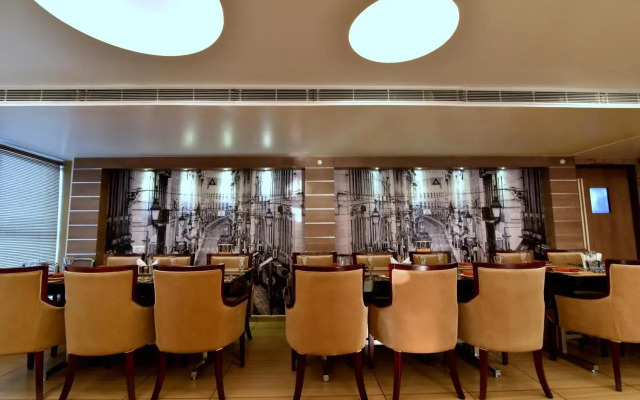 Hotel Kama International