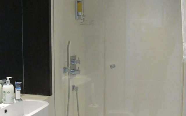 Albany House Apartment Central London