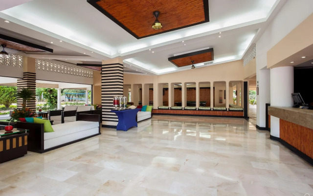 GHL Relax Hotel Club El Puente