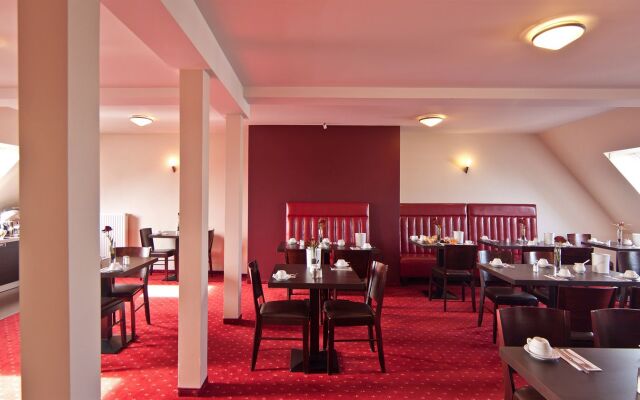 Hotel Savoy