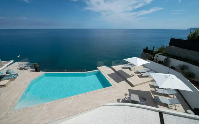B&B Capo Torre Resort & SPA