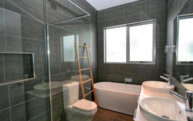 43B Twynam Street - The Falls on Twynam