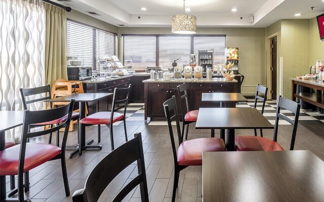 Sonesta Essential Ames