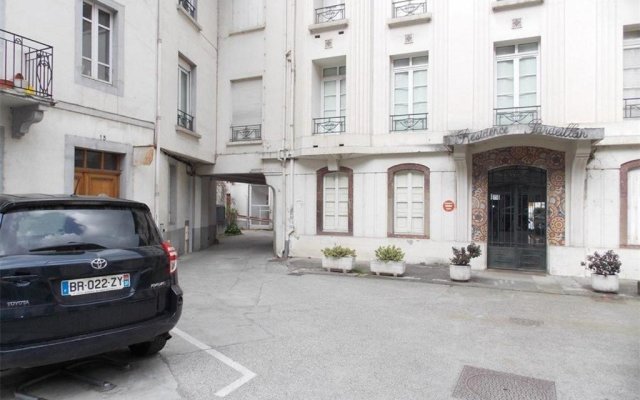 Appartement Bagnères-de-Luchon, 2 pièces, 4 personnes - FR-1-313-136