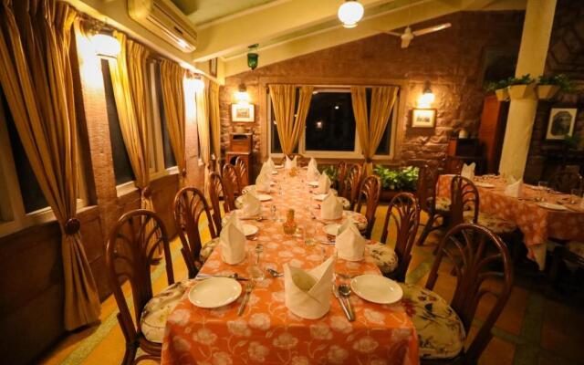 WelcomHeritage Bal Samand Lake Palace