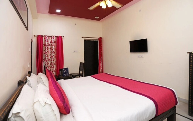 Hotel Meera Mahal