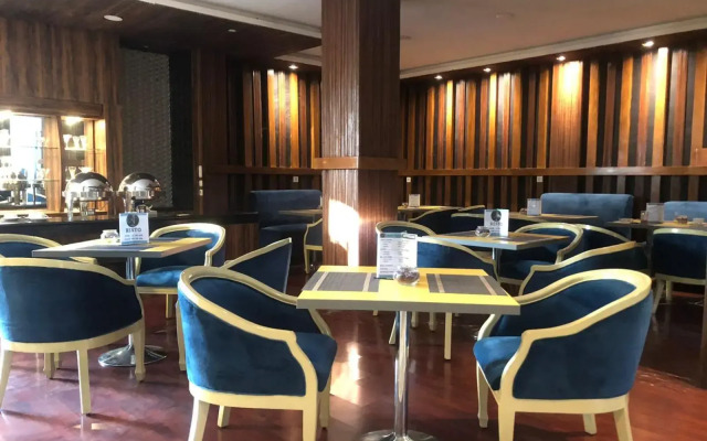 Hotel Aruni Ancol