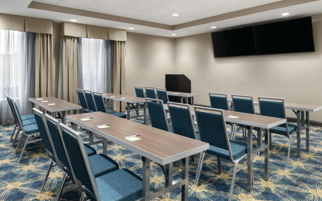 Hampton Inn Champaign Southwest