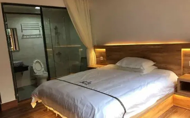 Huangyao Courtyard Inn