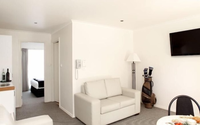 Murray Downs Resort – Guest Rooms – Swan Hill