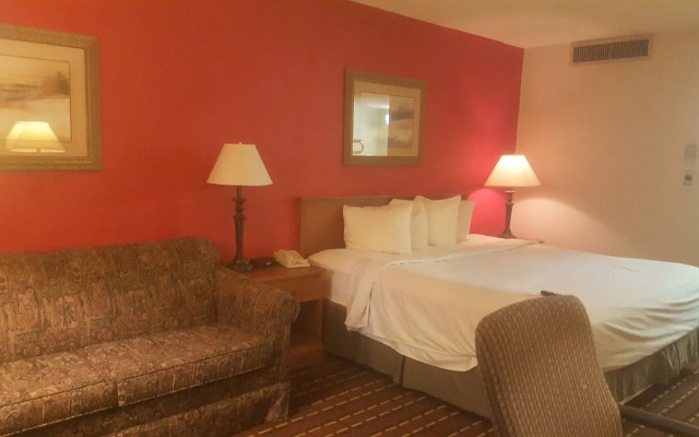 Salina Ambassador Hotel and Conference Center