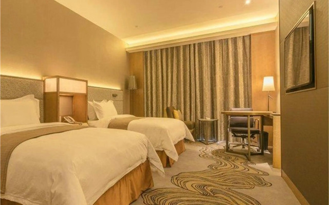 The Summit Hotel