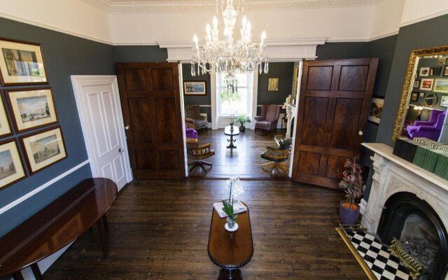 Charleville Lodge Hotel