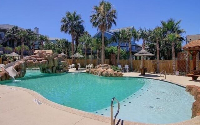 The Chic 3 Bedroom Townhouse