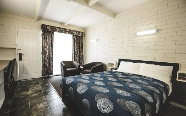 Central Highlands Motor Inn