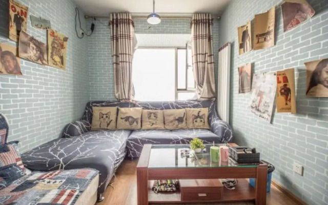 Swan Apartment