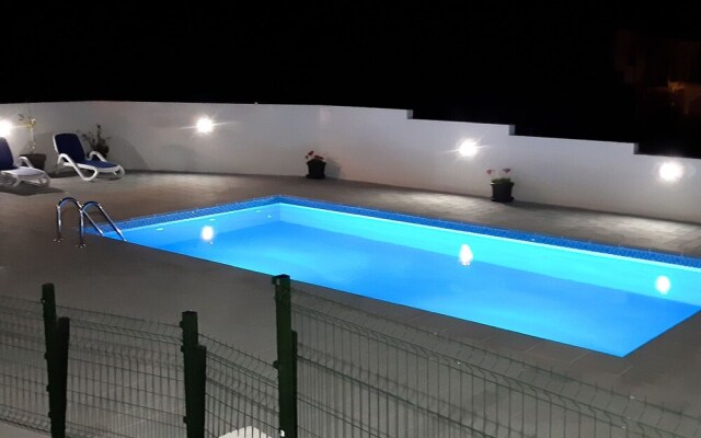 Nina Kru evo in Kru evo