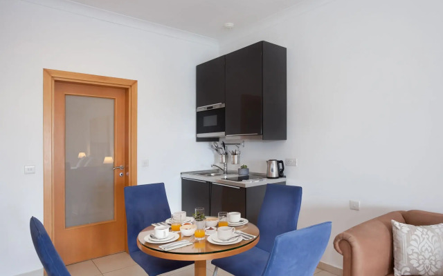 Plaza Regency Hotels