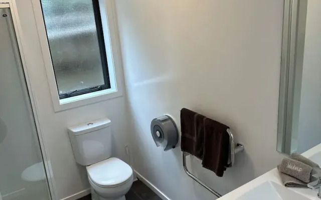 Lorne Apartments