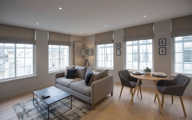 No.8 Waterloo Apartments