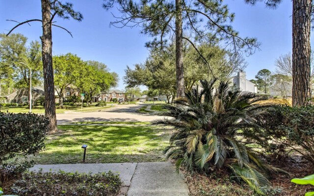 Pet-friendly Houston Rental w/ Private Patio!