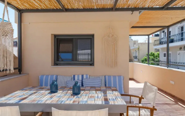 Elegant City Apartment - 250m From Solomos Square