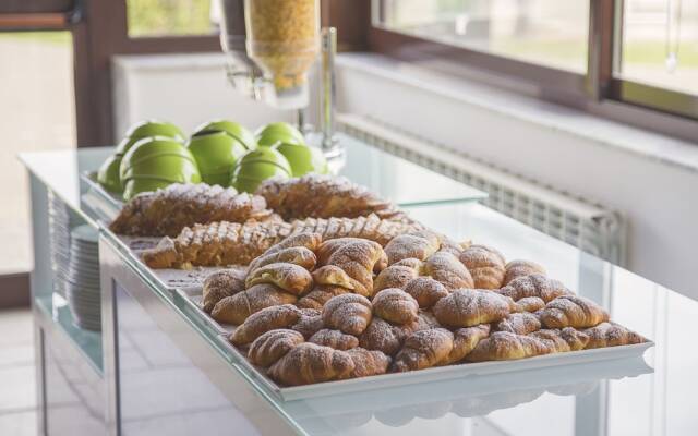 Nicolaus Club Alimini Smile