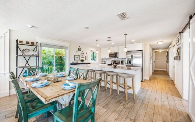 Bayside Bungalows by AMI Locals