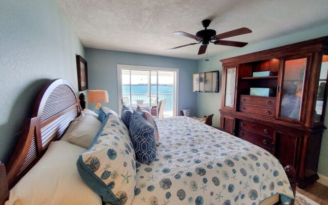 Alan's Hickory Bay West Condo